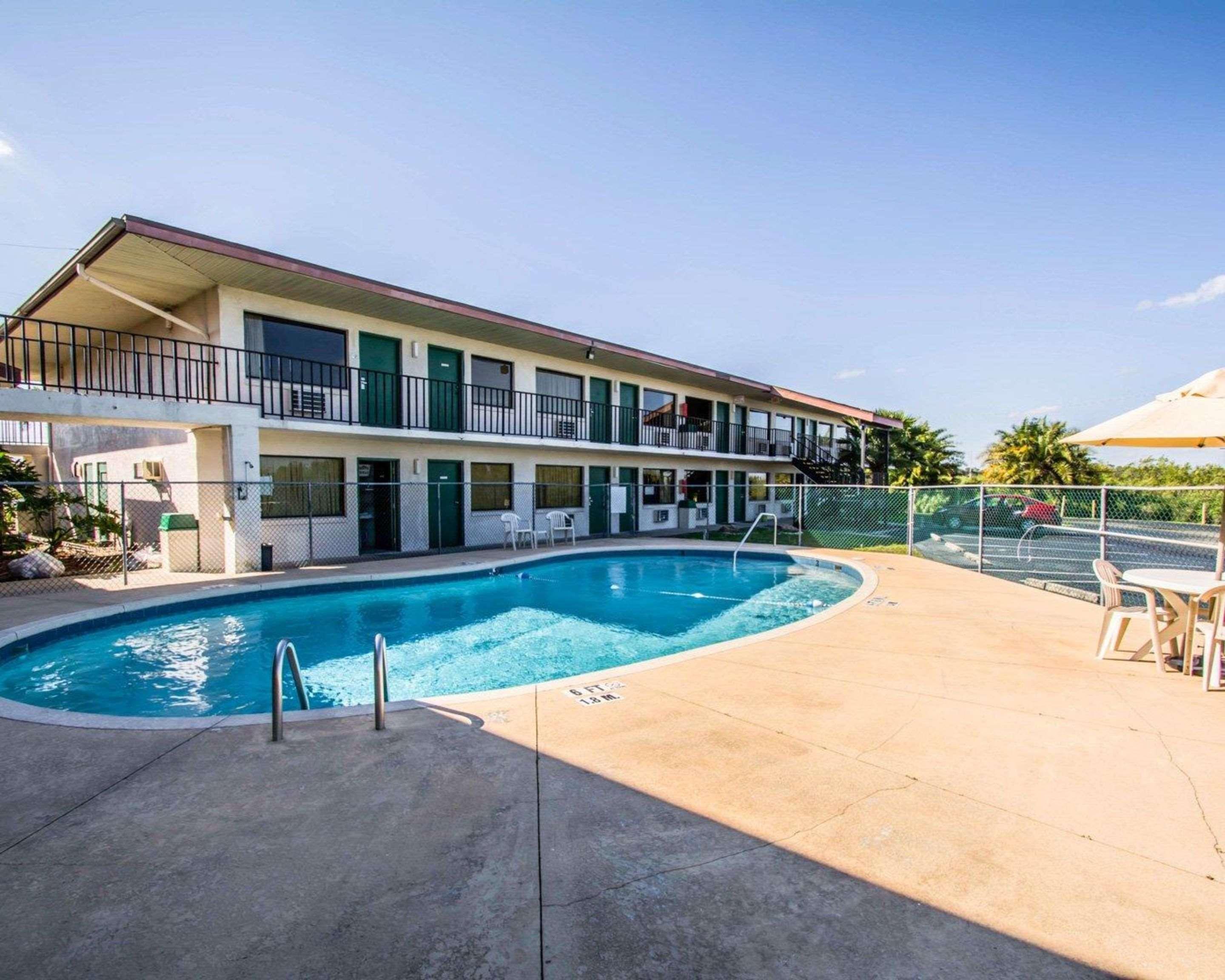 Econo Lodge Sebring Avon Park Kültér fotó